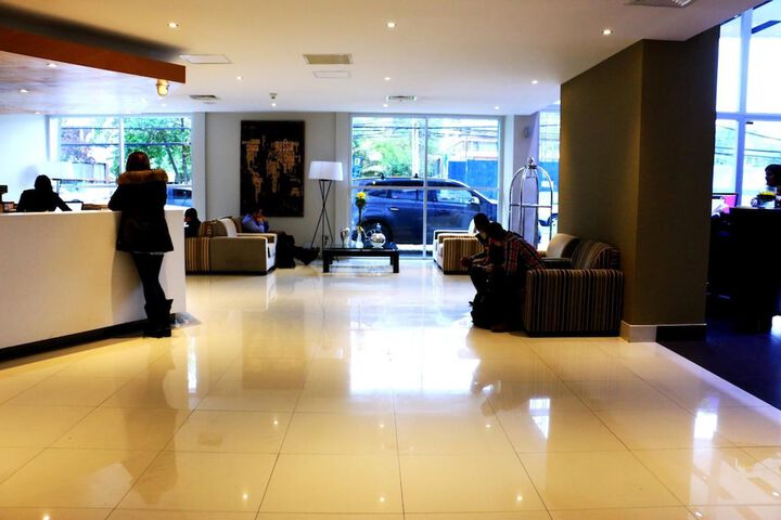 Entrance & Lobby
