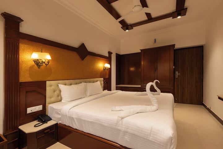 Room 16 of 20
