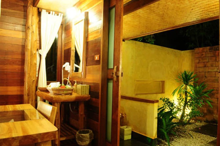 Room 48 of 111
