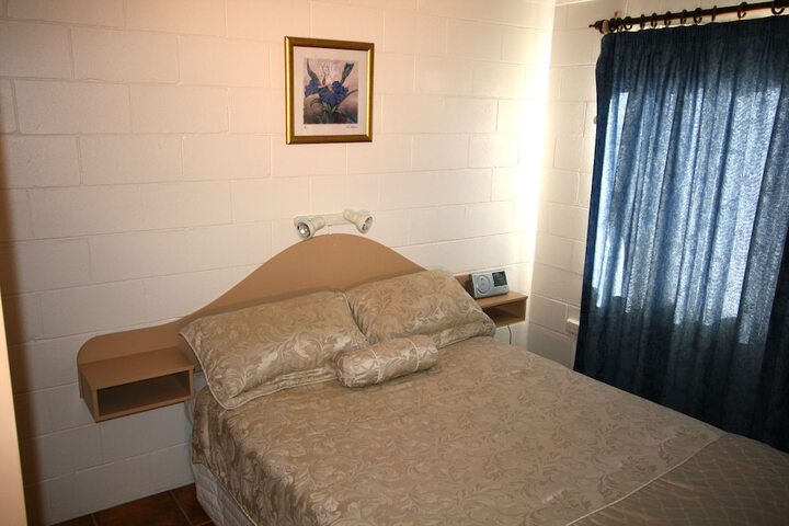 Room 15 of 120