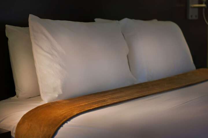 Standard Double Room 2 Queen Beds (7 of 9)
