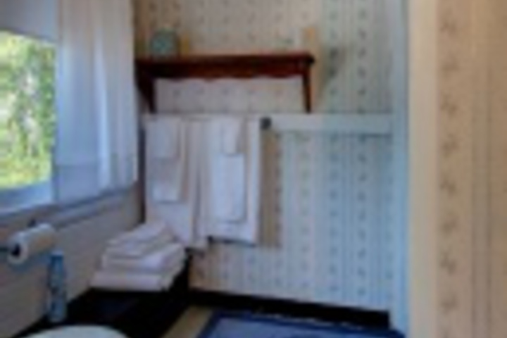 Room 78 of 408