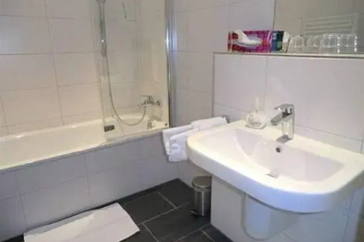 Bath Interior