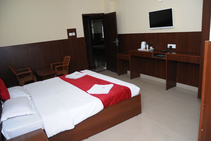 Room 6 of 31