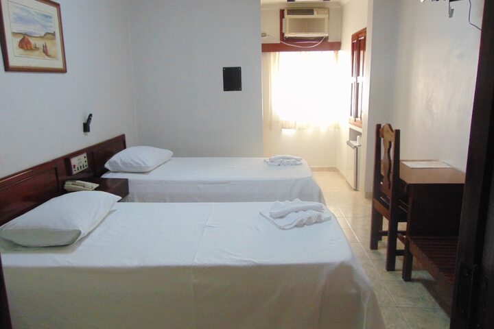 Room 5 of 23