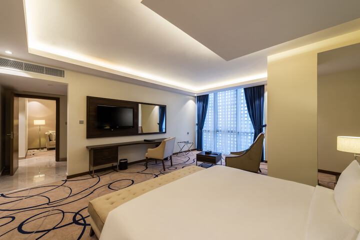 Room 14 of 41