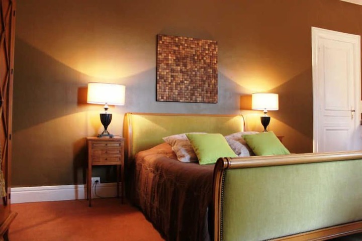 Room 47 of 96