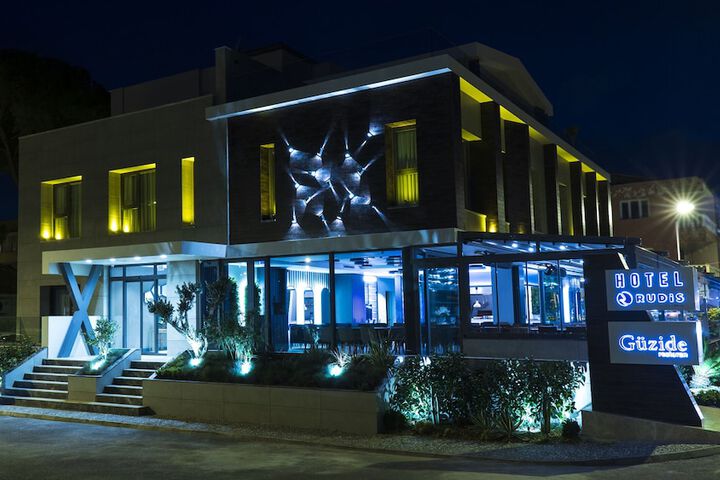 Hotel 73 of 75