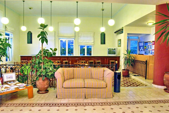 Guest Lobby