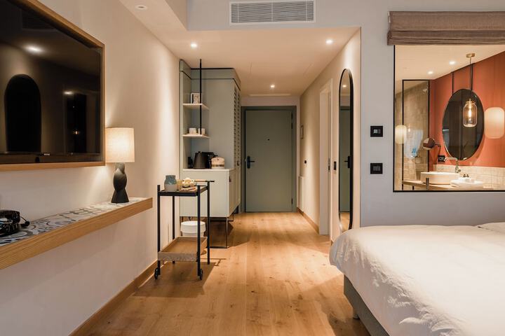 Room 30 of 116