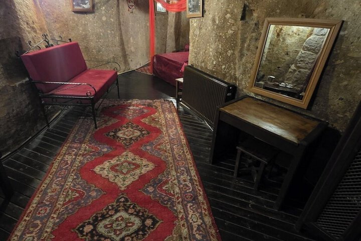 Room 297 of 578