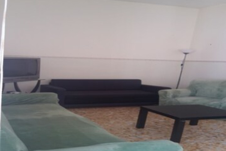Room 28 of 92