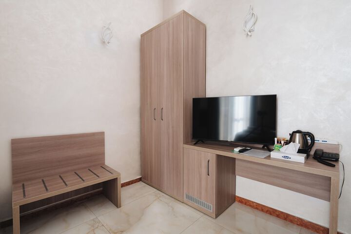 Room 73 of 180