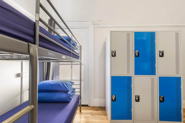 Room 11 of 26
