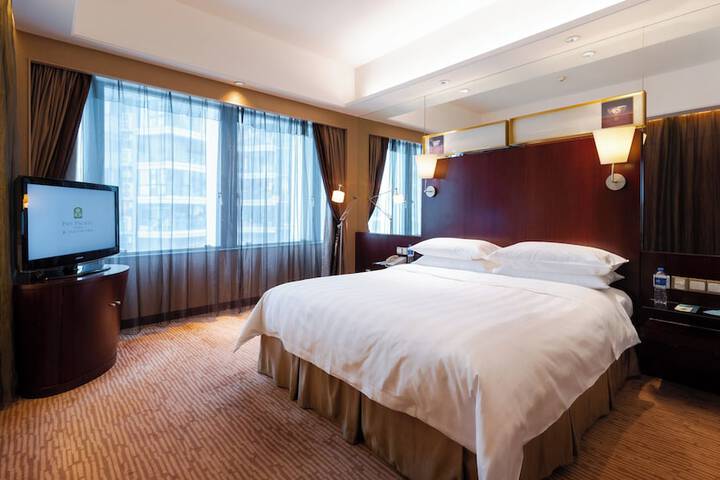 Room 30 of 60