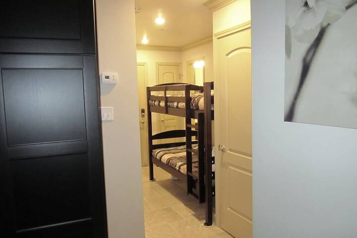 Room 30 of 210