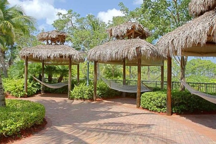 Property Grounds 28 of 32