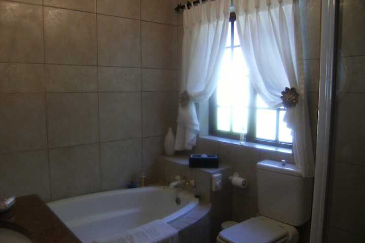 Room 16 of 39