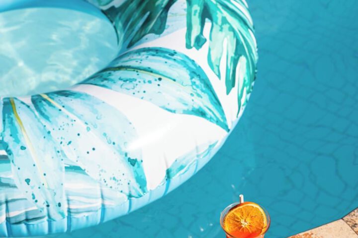Pool 53 of 70