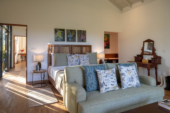 Room 12 of 60