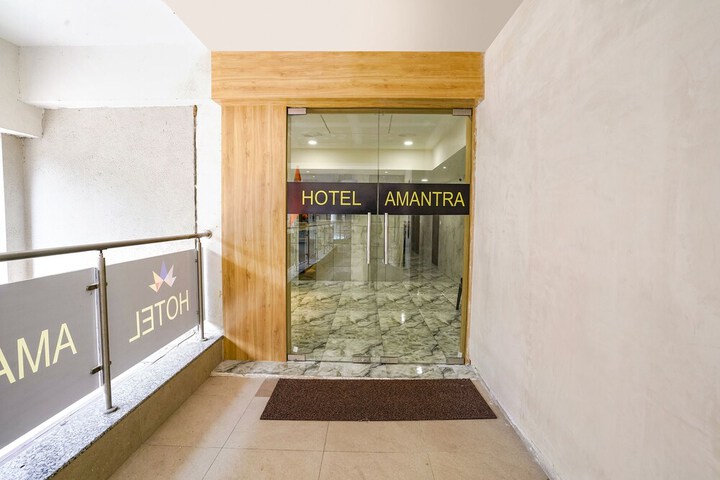 Hotel Interior 4 of 36