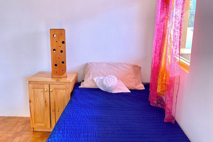 Room 7 of 37