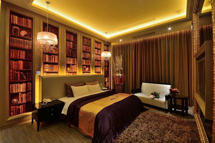 Room 22 of 57