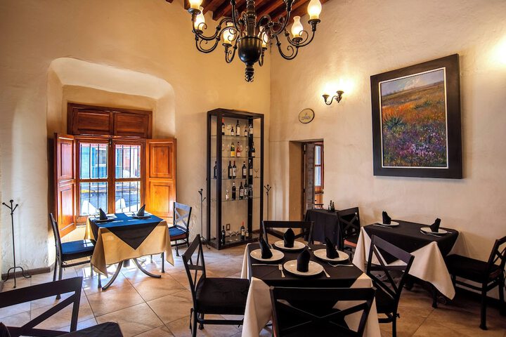 Dining Photos