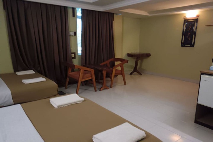 Room 13 of 41