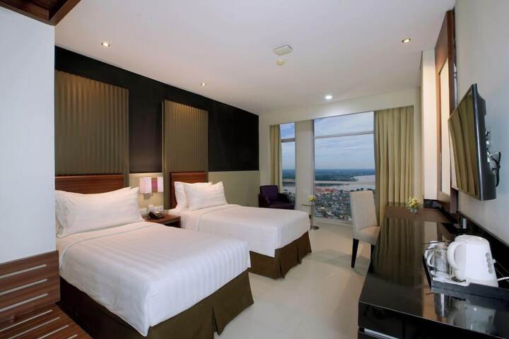 Room 17 of 60