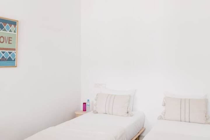 Room 19 of 155