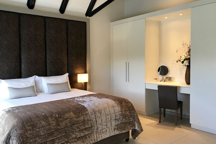 Room 3 of 69