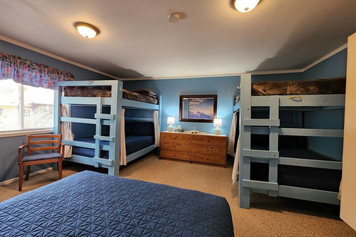 Room 3 of 46