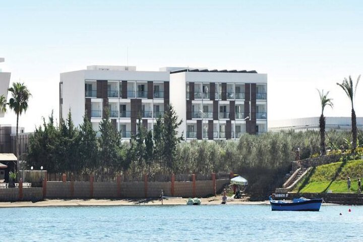 SENTIDO GOLDEN BAY