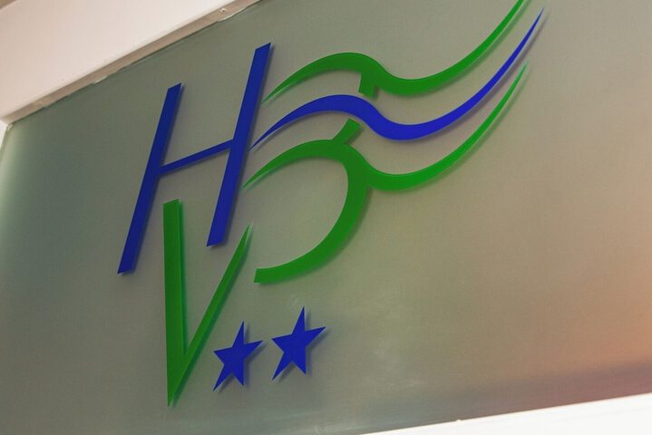 Hotel 5 of 99