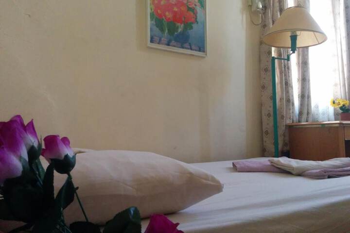 Room 20 of 34