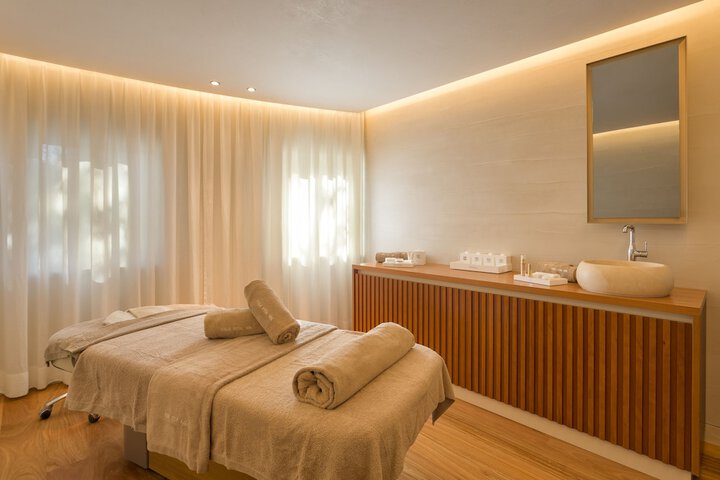 Spa 163 of 244