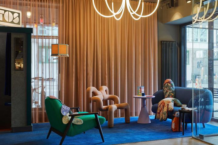 Hotel 95 of 98