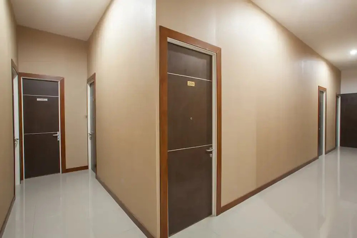 Room 13 of 14