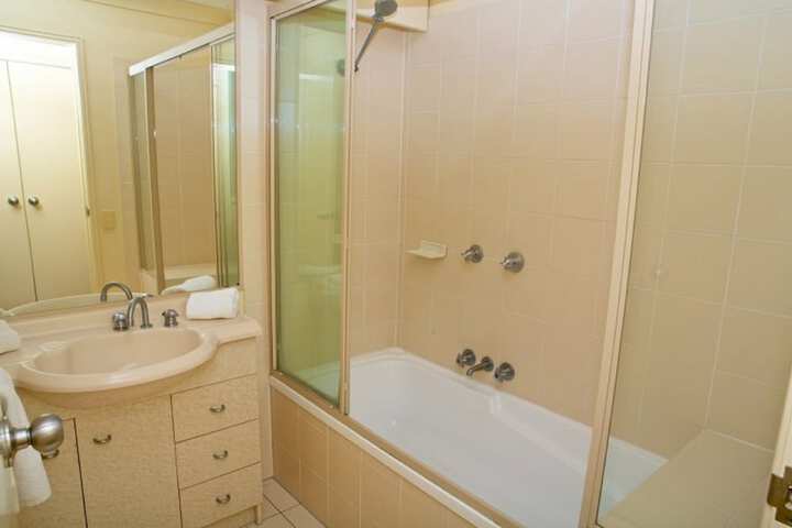 Room 14 of 20
