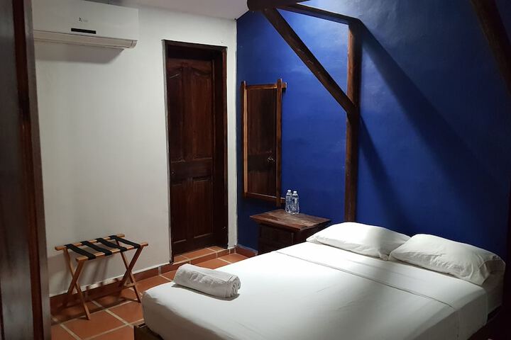 Room 14 of 60