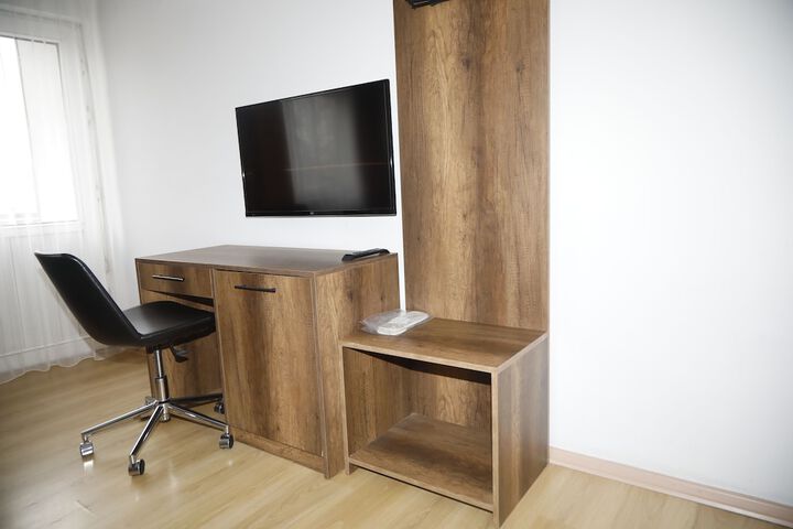 Room 14 of 46