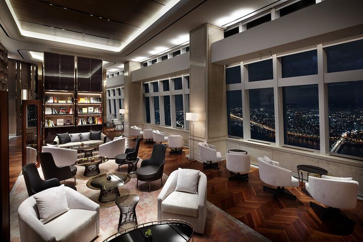Guest Lobby