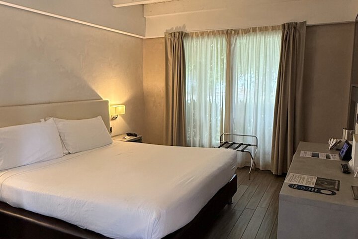 Room 39 of 100