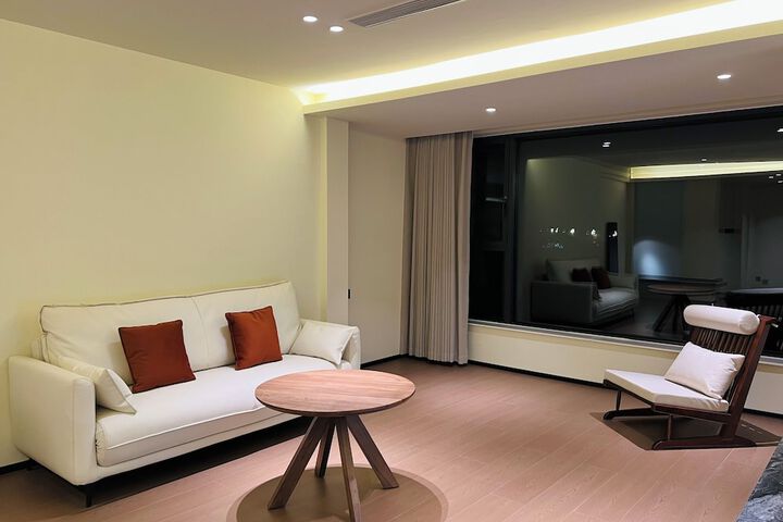 Room 30 of 68