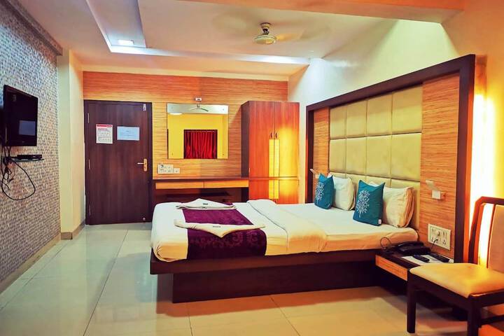 Room 8 of 41