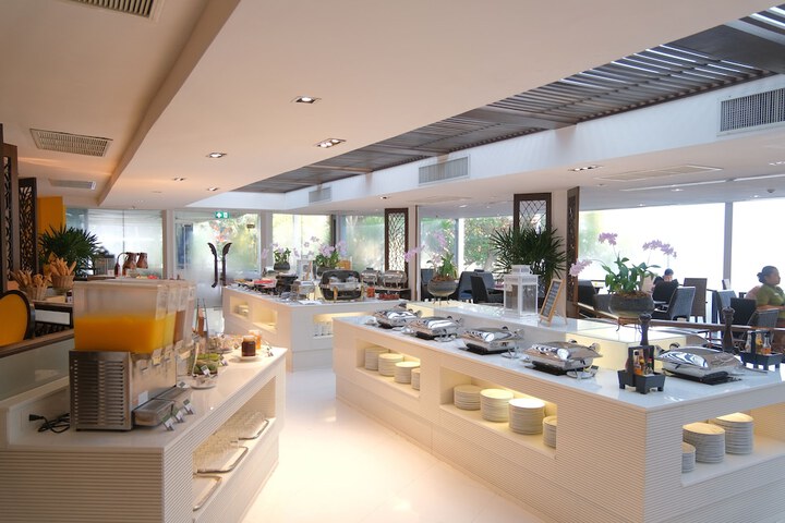 Dining 119 of 151