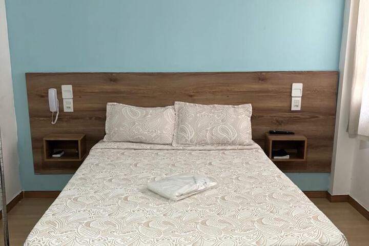 Room 10 of 35