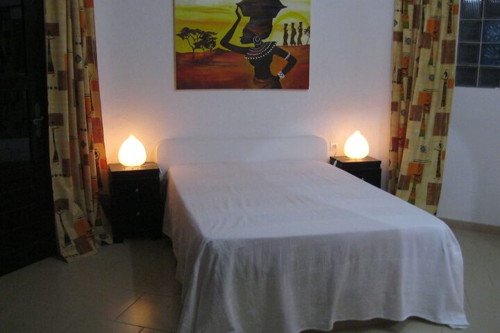 Room 3 of 16