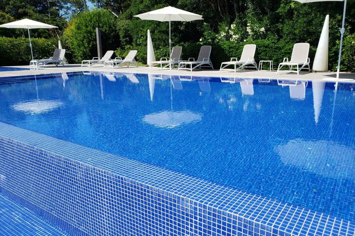 Pool 14 of 31